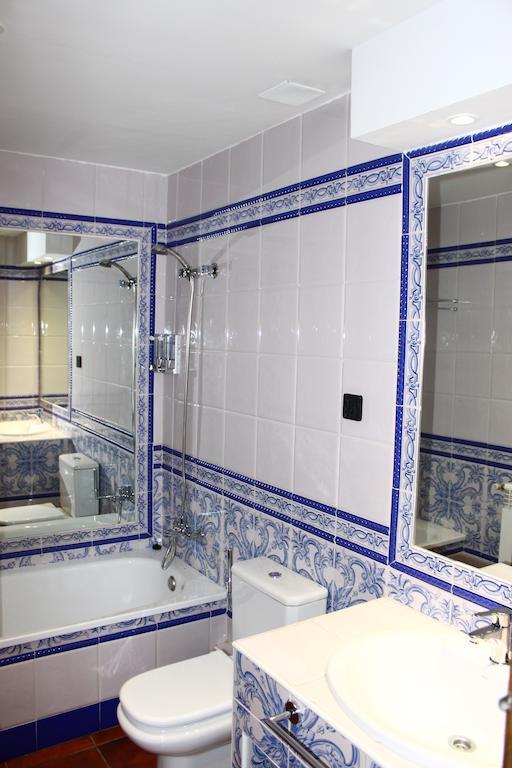 Double or Twin Room,789989514:JPEG